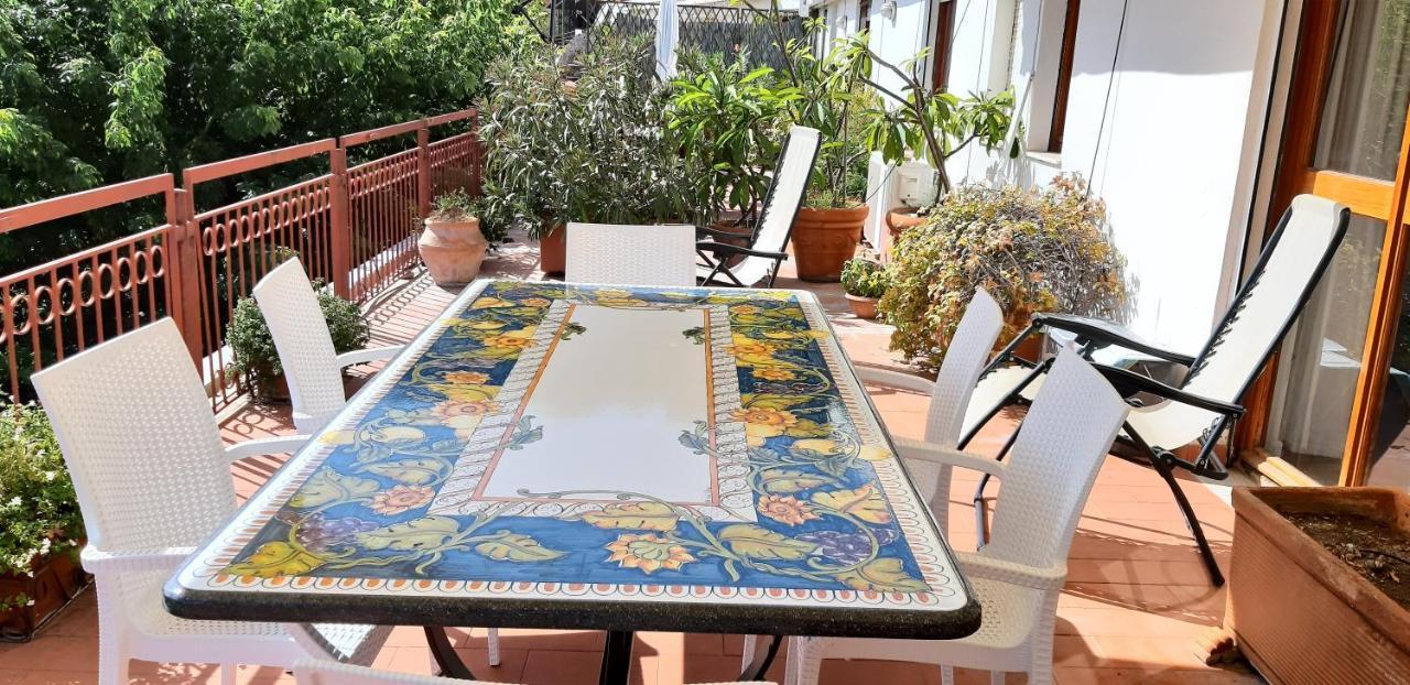 Apartment White Lotus